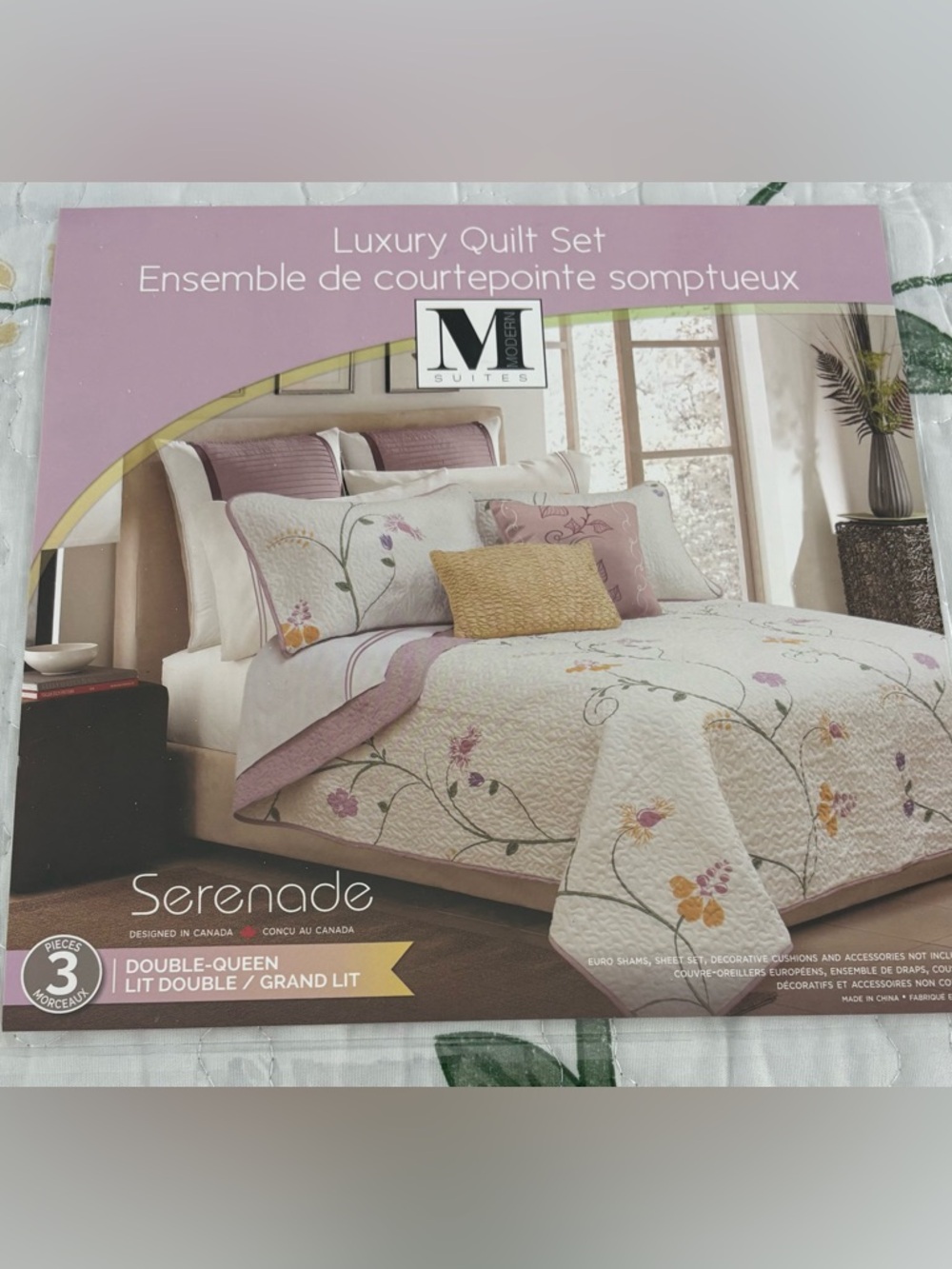 Serenade Luxury Full/ Queen Floral Print Quilt Set. One Quilt, Two Shams. ~NEW~